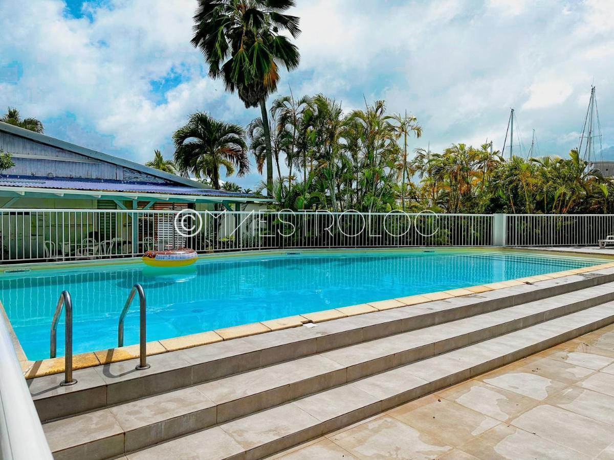 Appartement Promo ! L'oasis Du Quai A La Marina De Saint-francois !