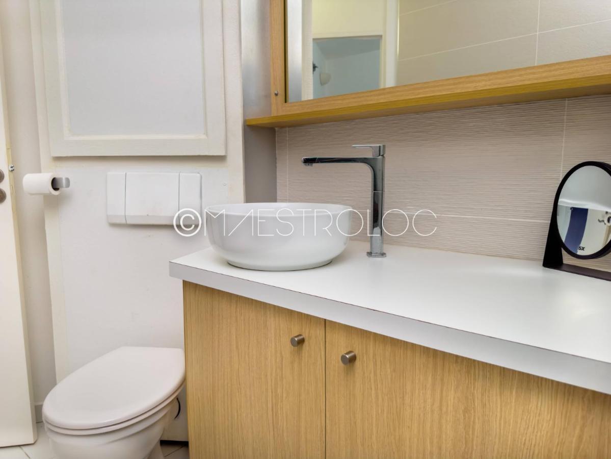 Apartment Promo ! L'oasis Du Quai A La Marina De Saint-francois ! *